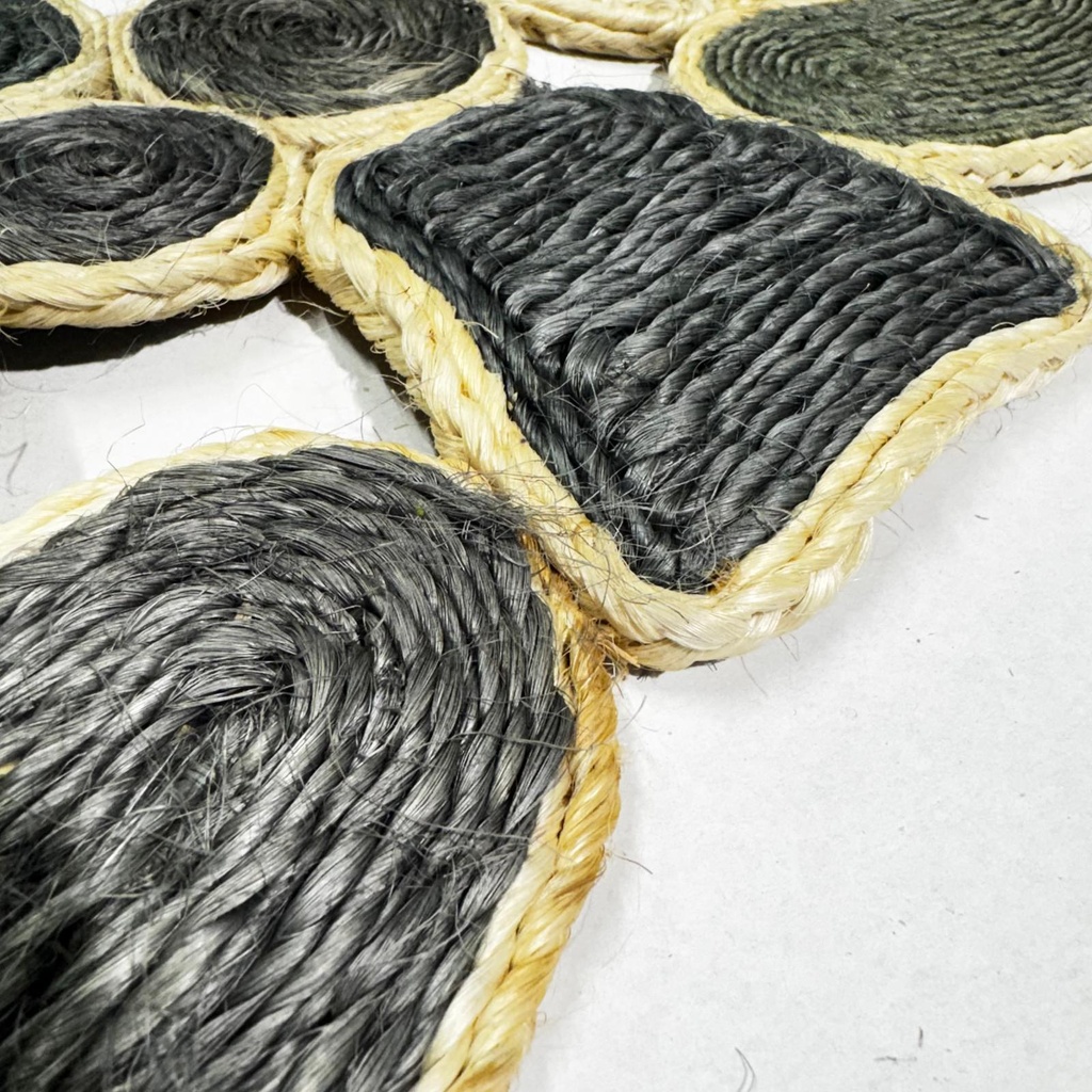 Tapis fleur gris bleu (3).jpeg