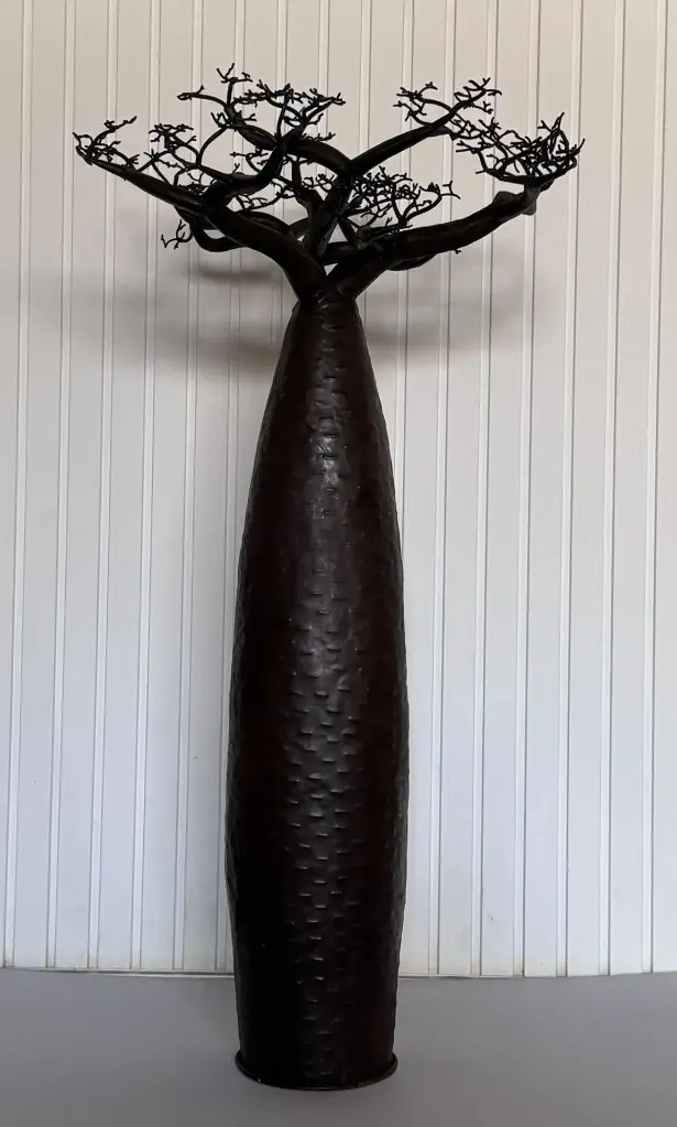 [FRBG-BM150F] Baobab a poser en métal recyclé - Modèle TGM01 finition tôle noire - Env. 120 cm / 0,1 g