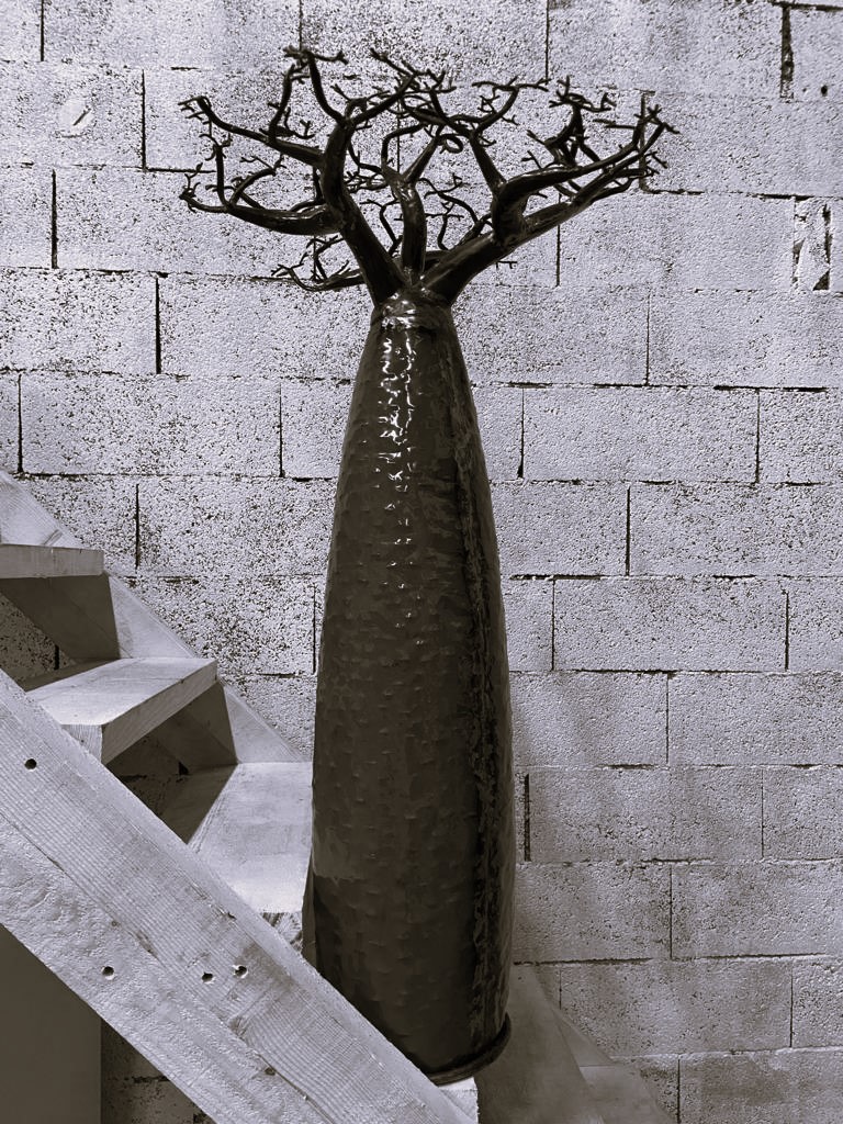 Baobab a poser en métal recyclé - Modèle TGM 100 BRUT - tronc bombé - Hauteur totale 120cm diamètre tronc 25cm (copie)