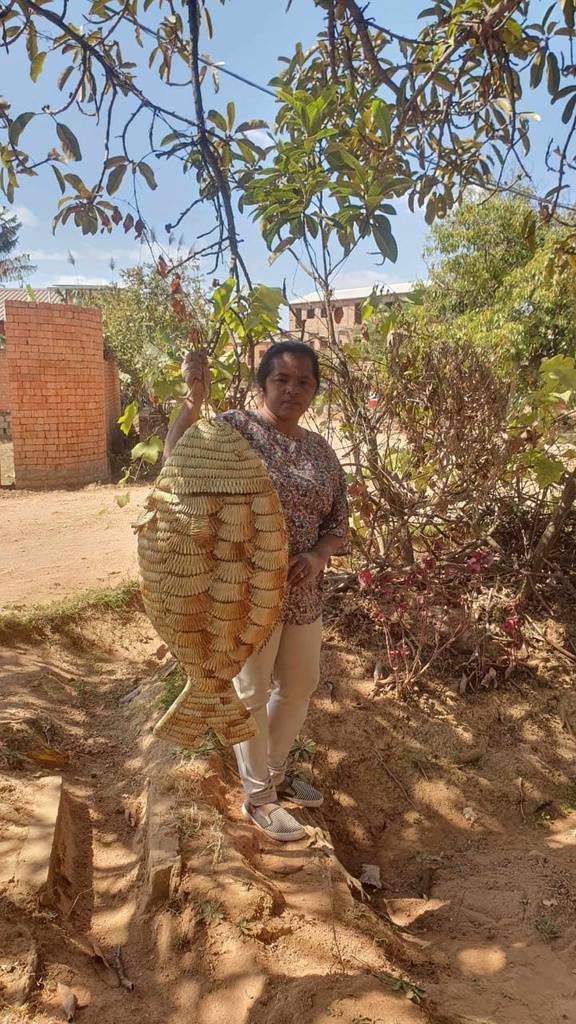 Boite décorative en jacinthe d'eau - Poisson géant 1m