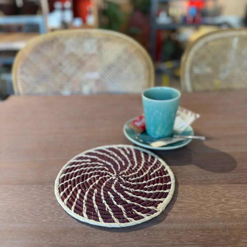 Dessous de plat en raphia - Fibre naturelle sur marron