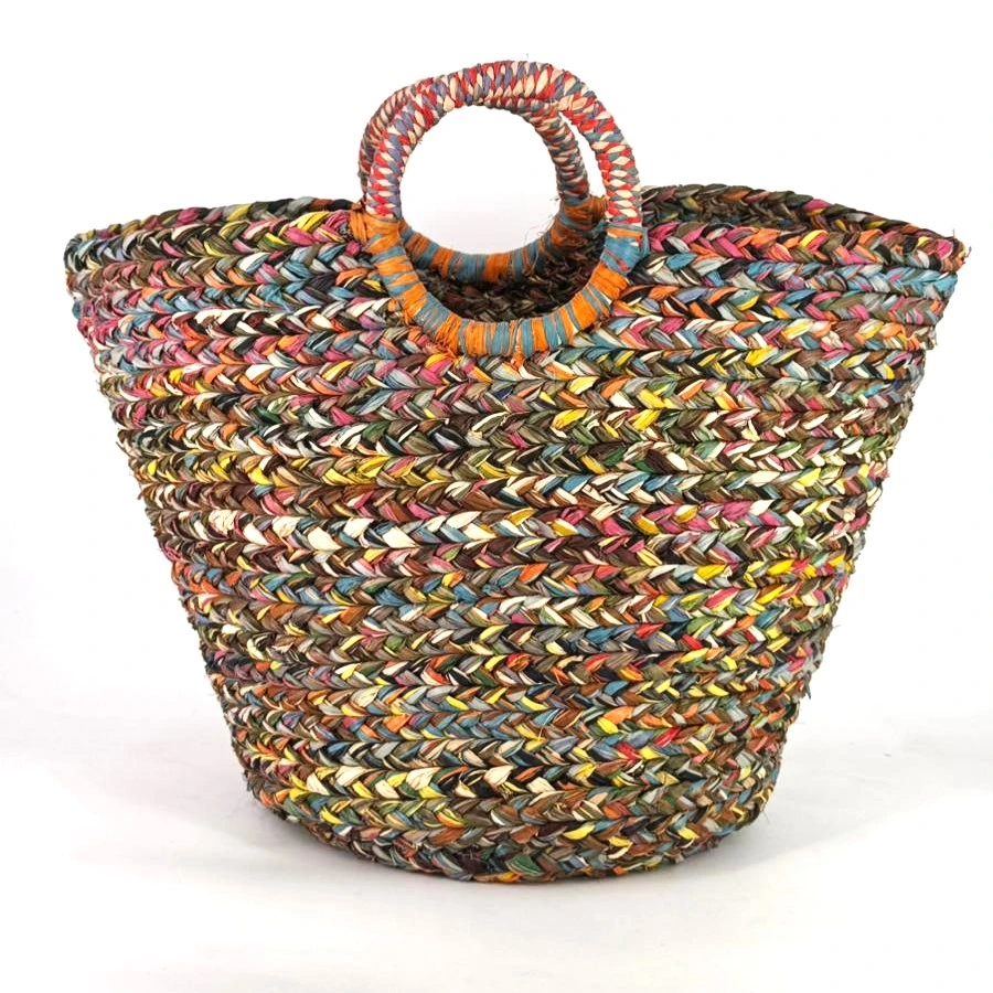 Panier en raphia multicolore