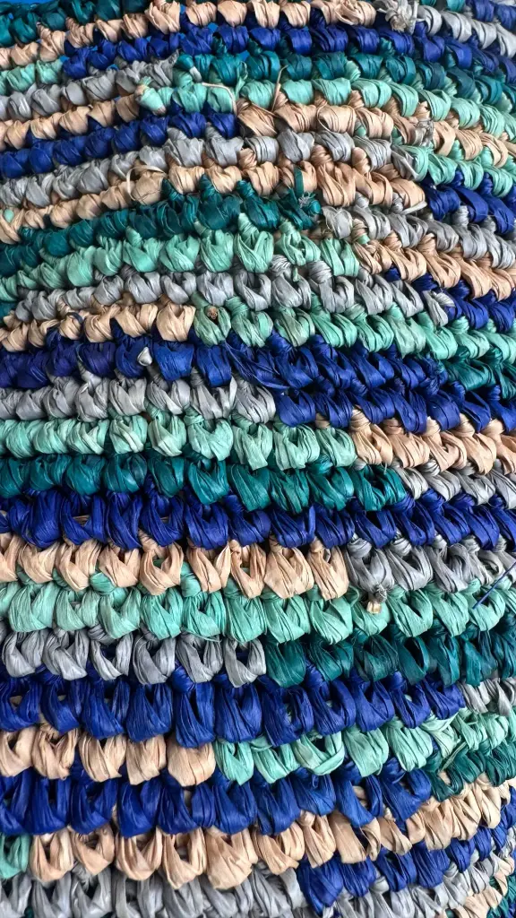 Corbeille cylindre raphia crochet 20x20 cm - couleur bleu azur