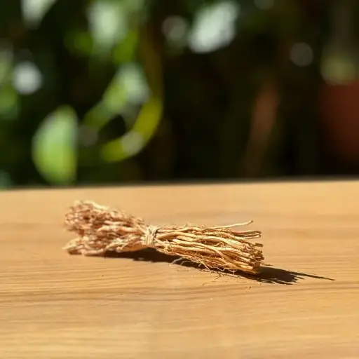 [VTFG-SI012N] Fagot en vetiver - Modèle simple finition fibre naturelle - Env. 12 cm / 10 g