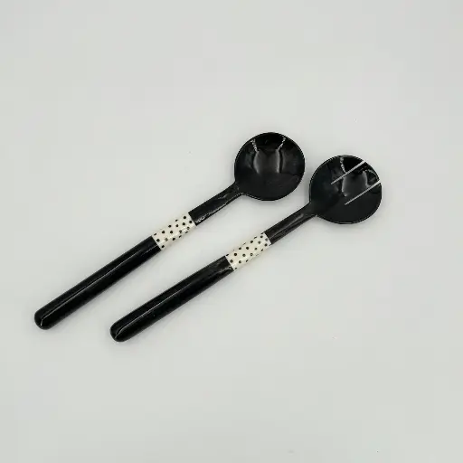 [CZCS-RB030C] Jeu de couverts à salade en corne de zébu - Modèle GM Manche rond fond blanc 